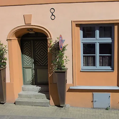 Ferienwohnungen Und Ferienhaeuser Gohr Stralsund Buitenkant foto