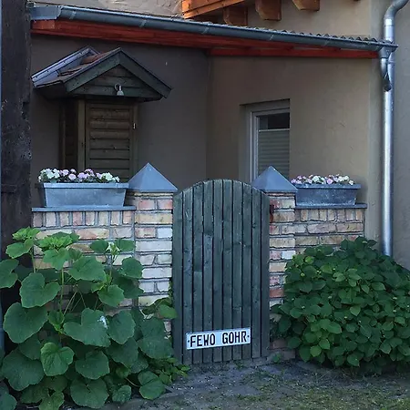 Ferienwohnungen Und Ferienhaeuser Gohr Stralsund Buitenkant foto