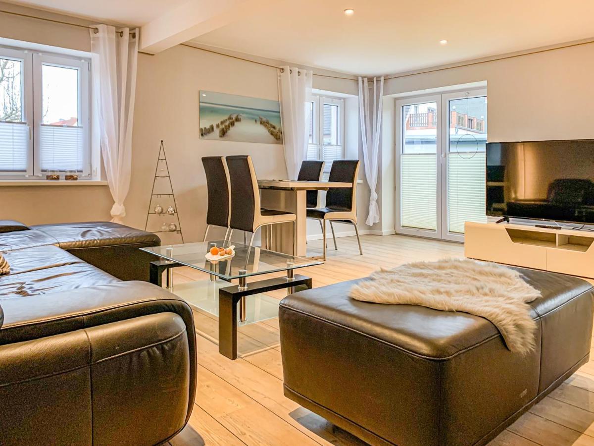 Apartment Und Ferienhaeuser Gohr Stralsund