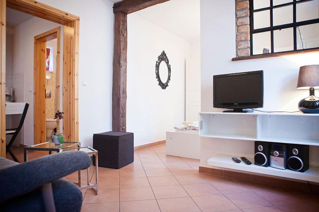Apartment Und Ferienhaeuser Gohr Stralsund